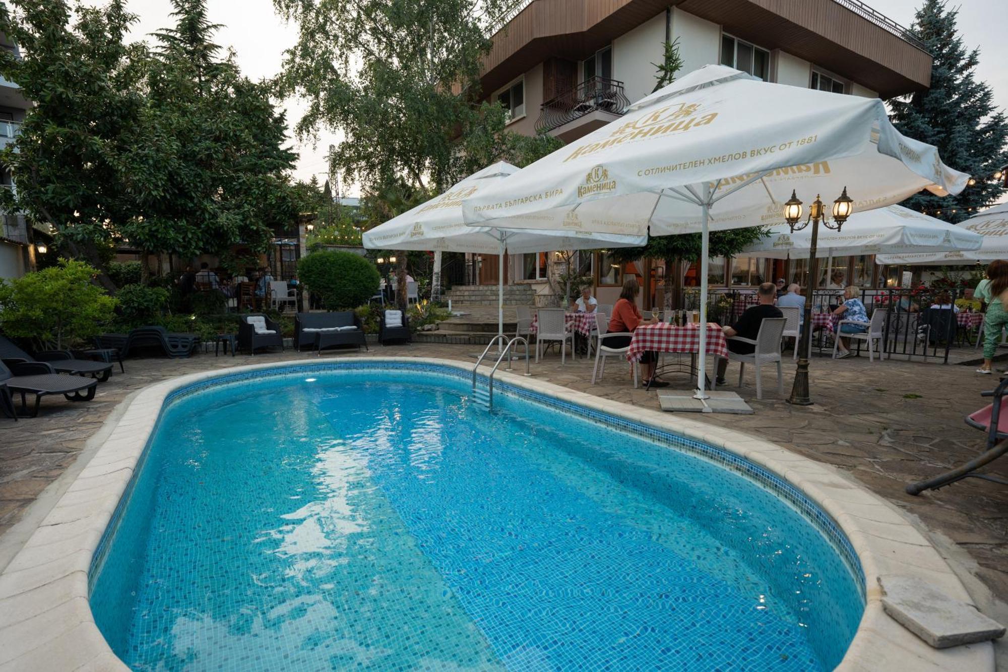 Guest House La Casa Várna Kültér fotó