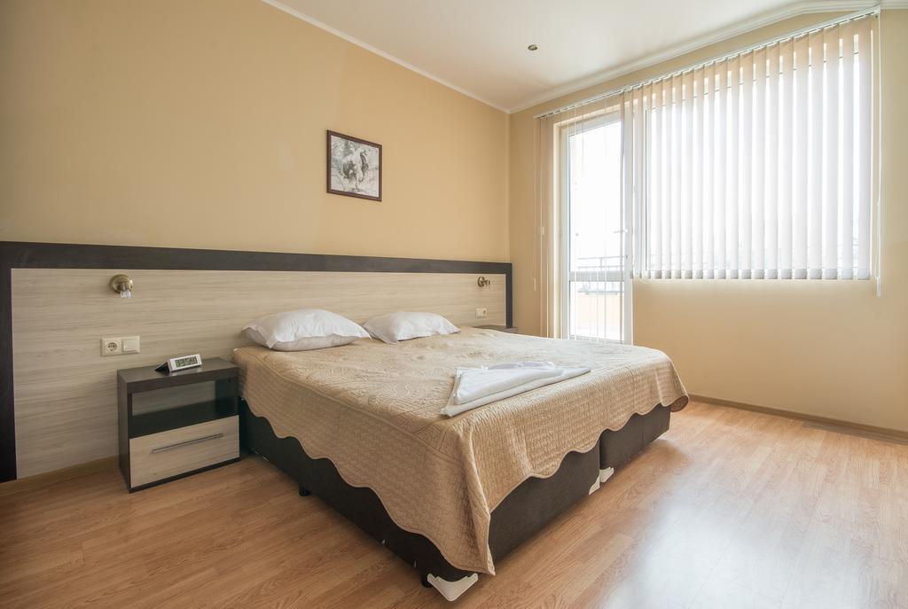 Guest House La Casa Várna Kültér fotó